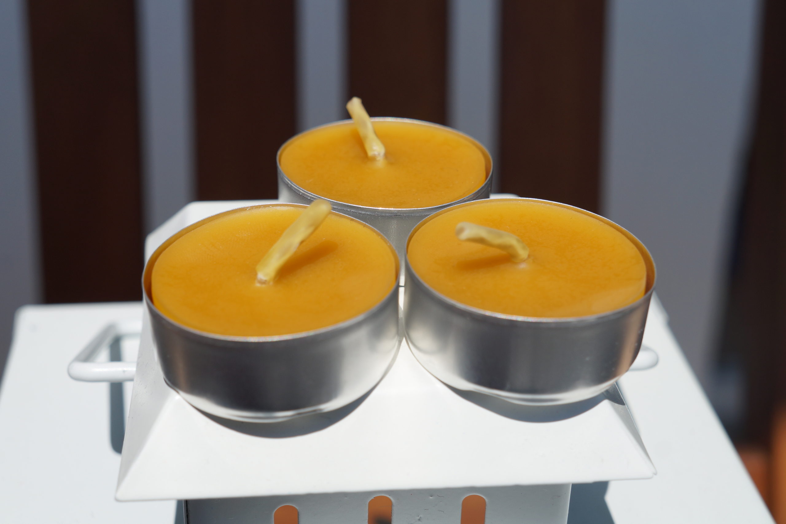 Tealight (podgrzewacz) z wosku pszczelego - obrazek 3