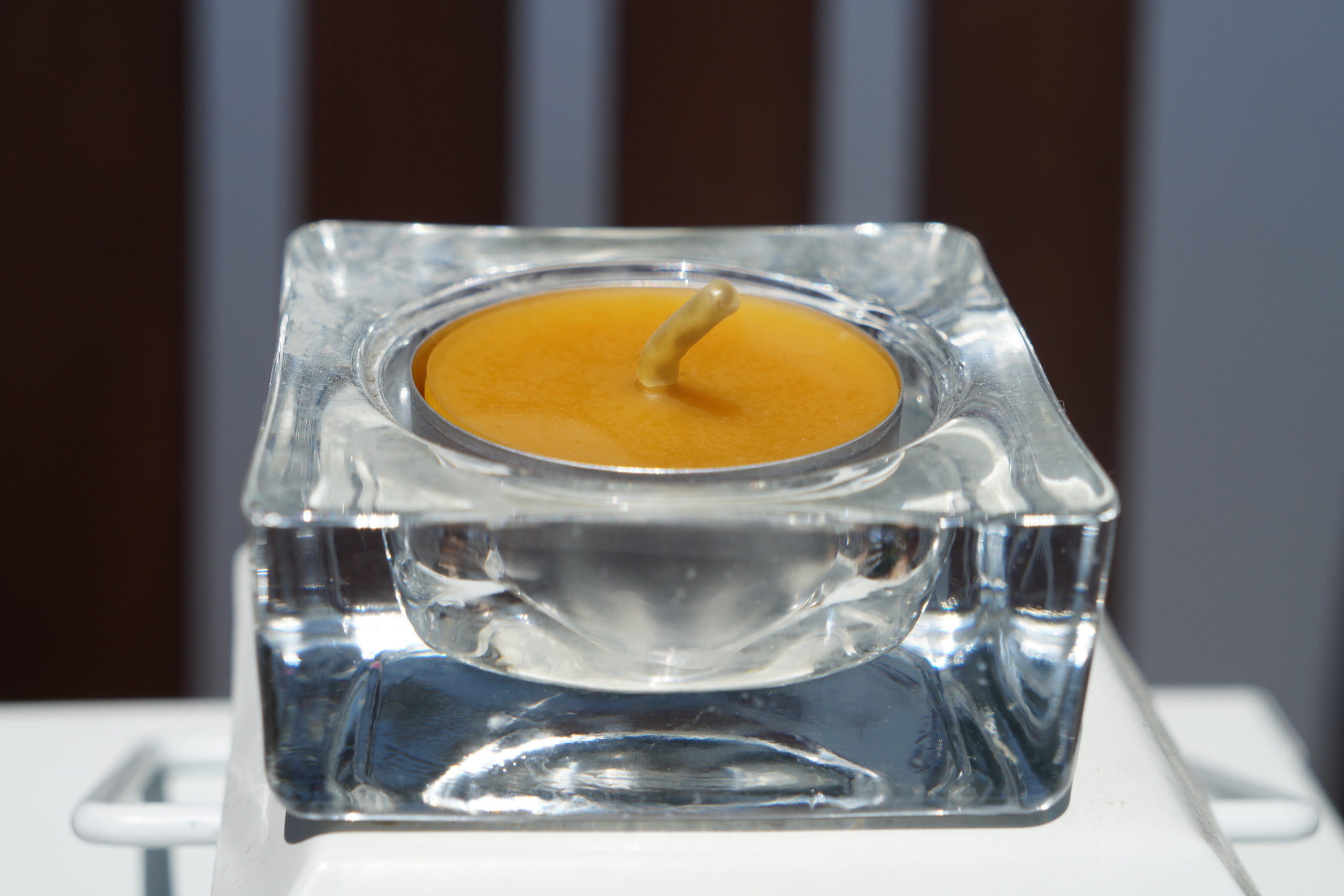 Tealight (podgrzewacz) z wosku pszczelego - obrazek 4